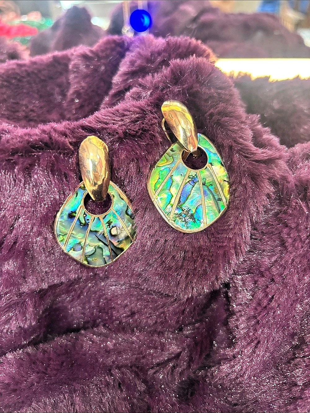 Iridescent Green Drop Earrings Like New